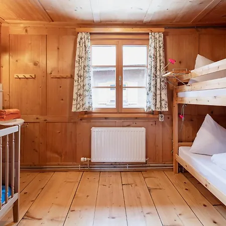 Alter Pfarrhof Arlberg بيت للعطل *